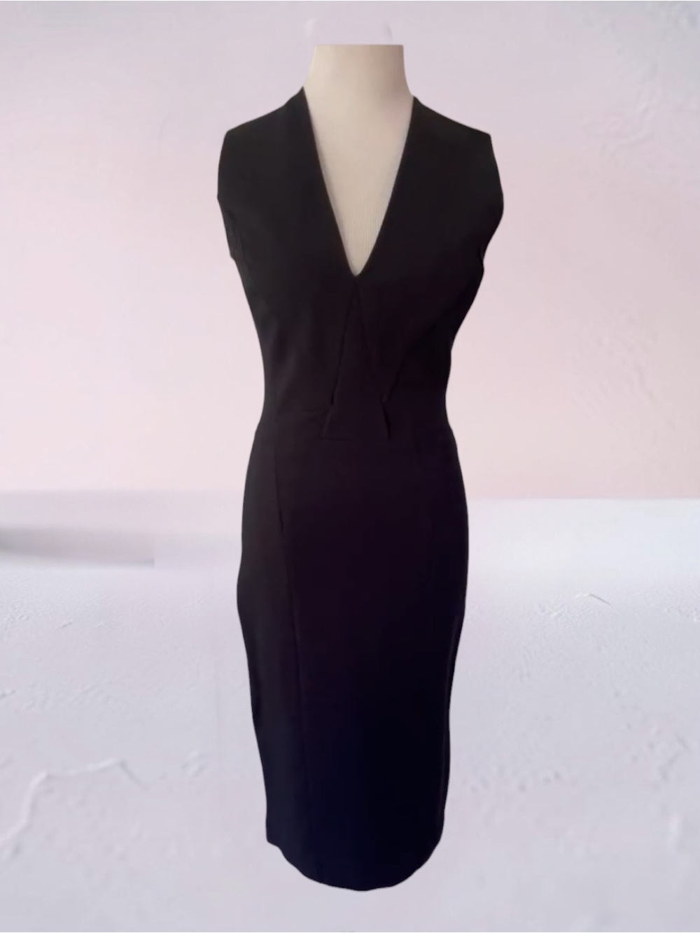 GIVENCHY PARIS Little Black Fitted Stretch Dress Size 40